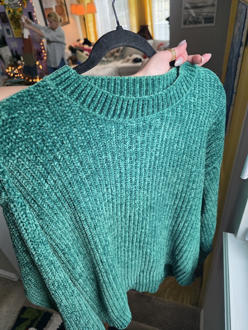 Cozy Women's Ribbed Chenille Sweater - Emerald Green